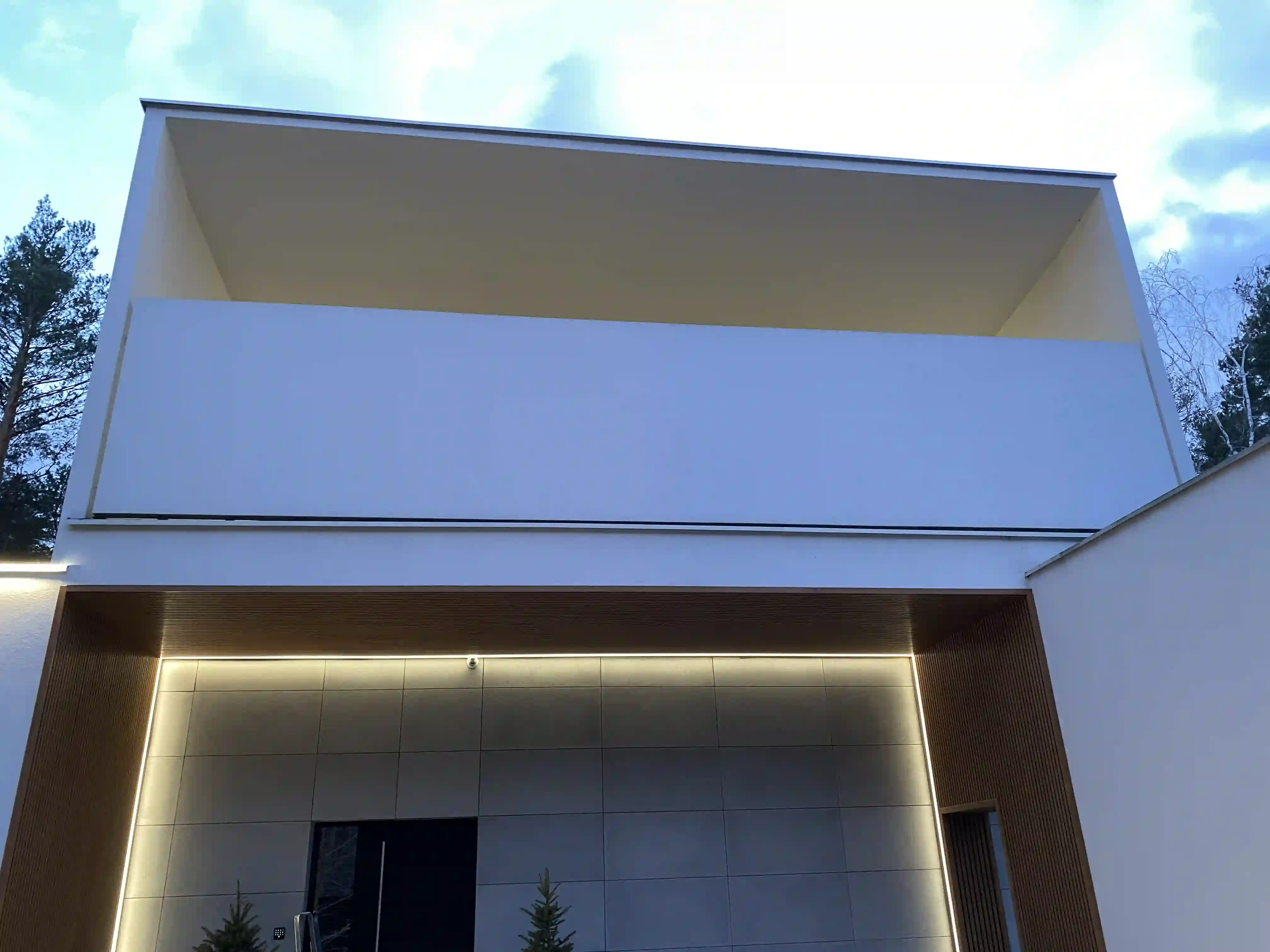 Panel sterowania i elementy automatyki Loxone